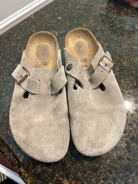Birkenstock Boston Suede clogs size 38 excellent condition
